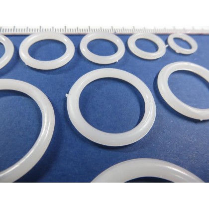 Anillas de plástico