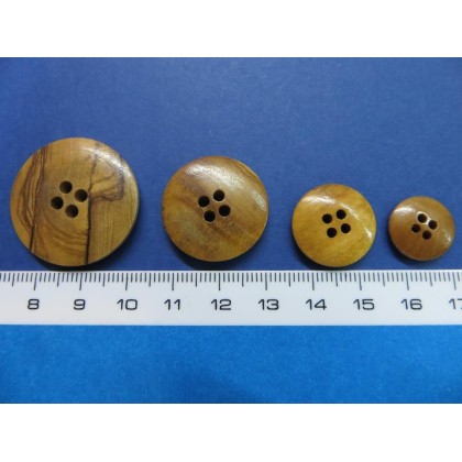 Botón madera 4 agujeros liso