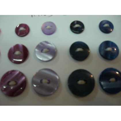 Botón Nacarina dos agujeros Liso